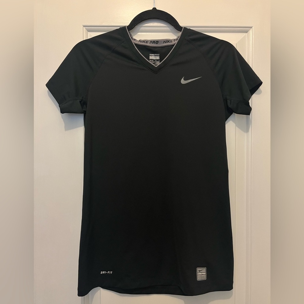 Nike Pro Dri-fit Fitted T-shirt | Size Medium